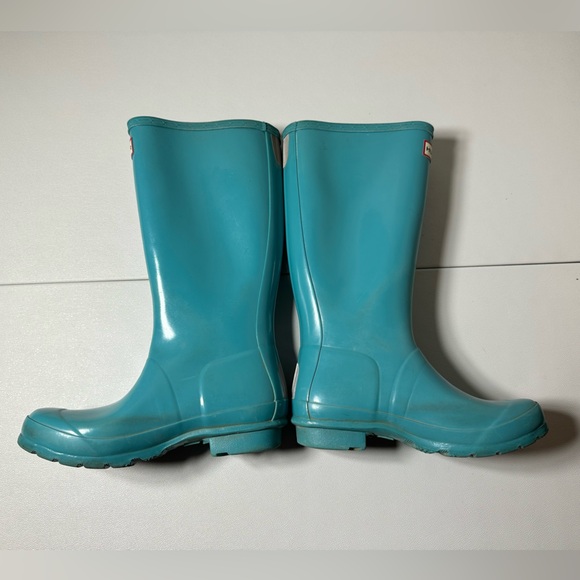 Hunter Original Kids Gloss Rubber Rain Boots - Picture 6 of 10